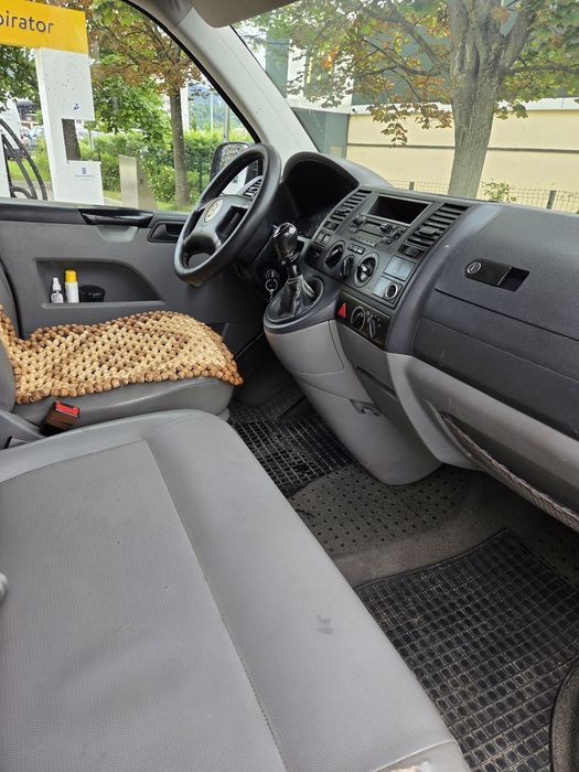 Volkswagen T5 9 locuri tdi 2.5