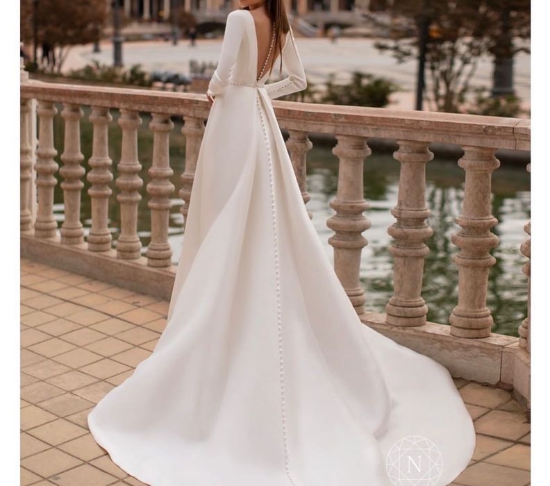 Свадебное платье