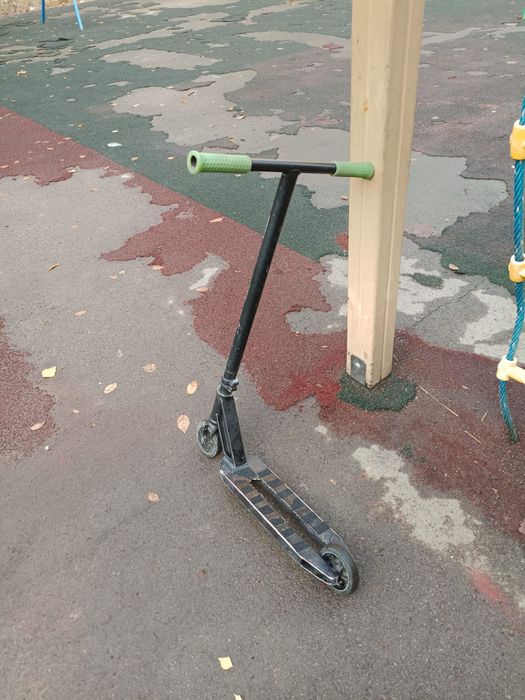 Трюковой самокат