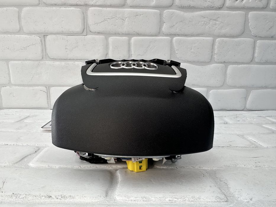 Airbag волан / въздушна възглавница AUDI A6 A7 A8 4G0880201E