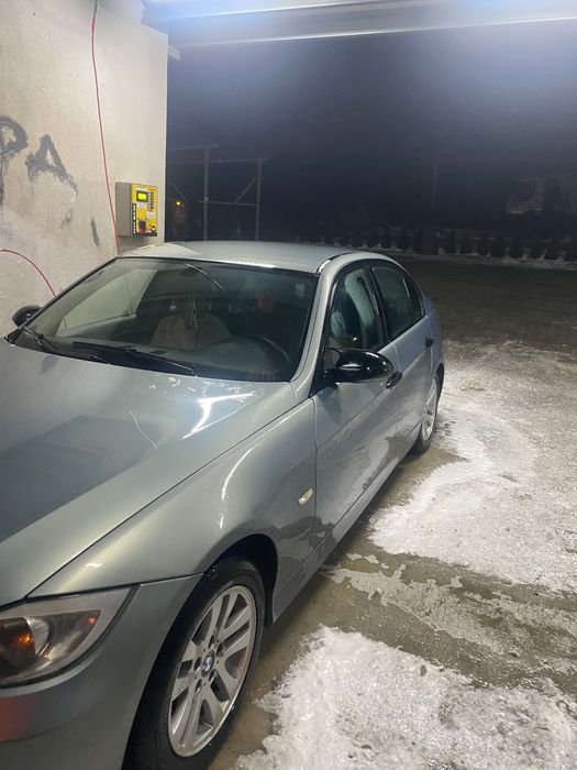 Vând sau schimb BMW E90