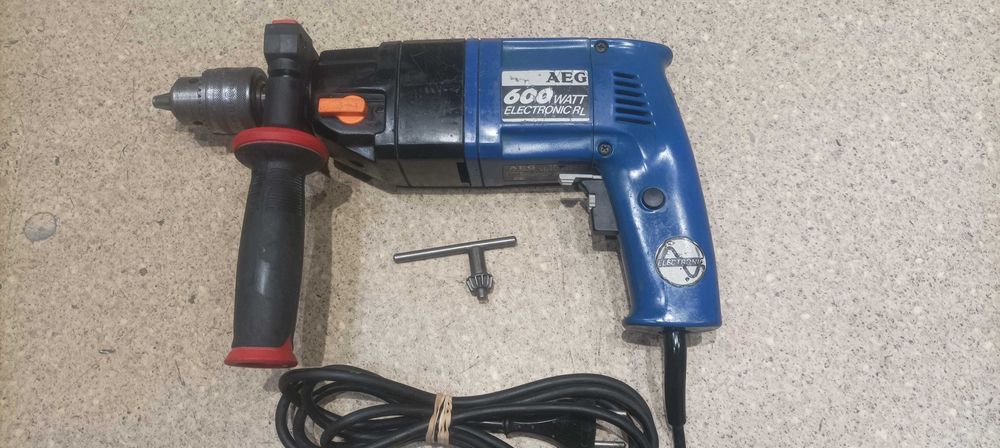 AEG SB 2E-601RL  двускоростна ударна бормашина