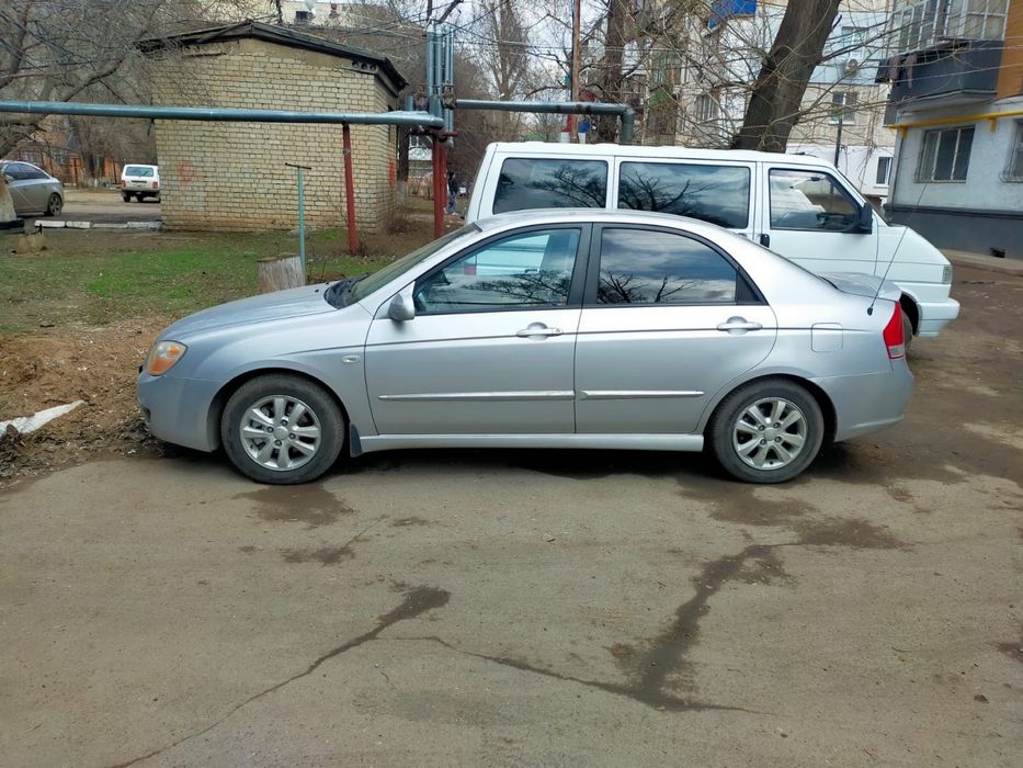 Продам машину  Kia Cerato
