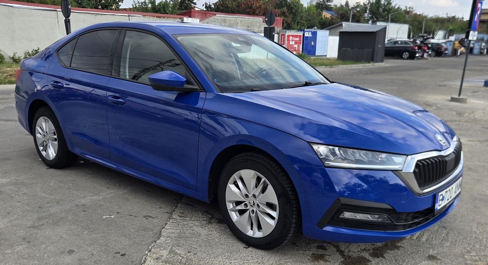 SKODA Octavia 2021 — imagine 3