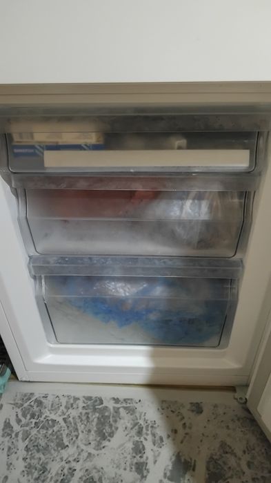 Продается Холодильник