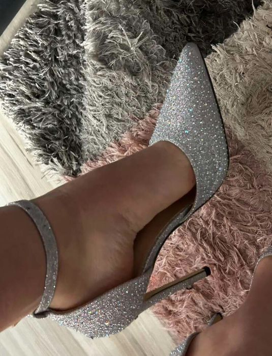 Токчета (бални/официални)