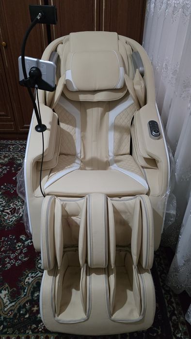 Massajni kreslo model (space)