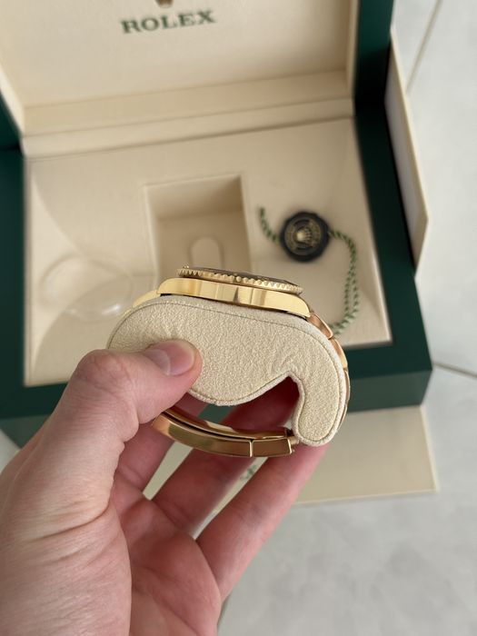 Rolex Submariner Date 41 mm – Yellow Gold 18K - FULL SET