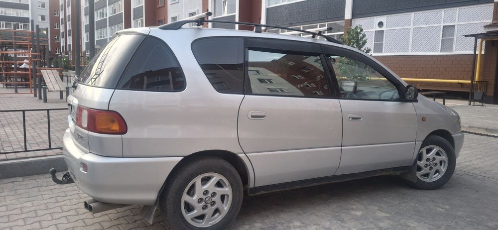 Таёта пекник  об 2 0.