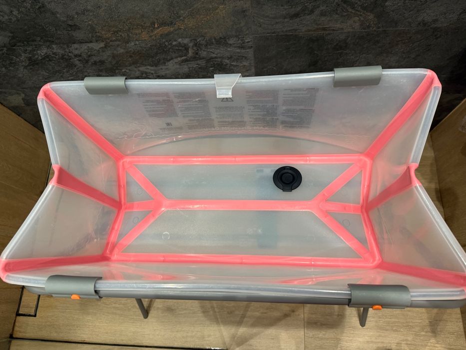 Вана със стойка Stokke