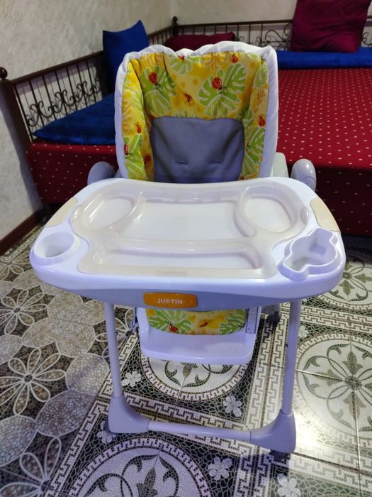 Продам детский стол для кормление