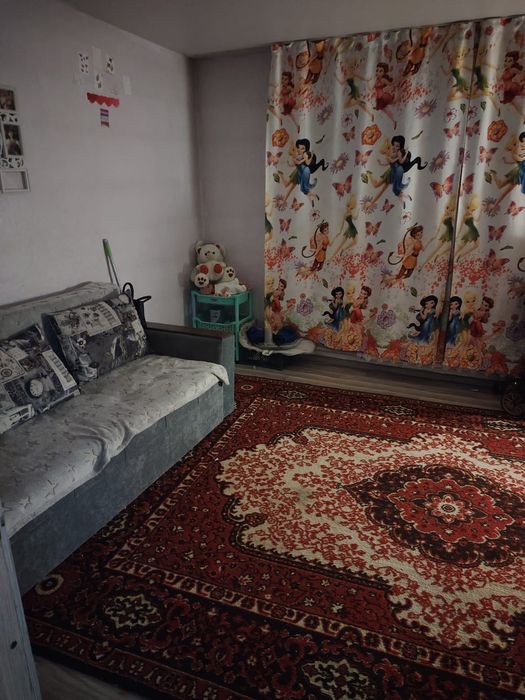 Продам дом на восточных дачах у дороги.