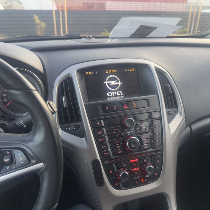 Opel astar motorina 2012