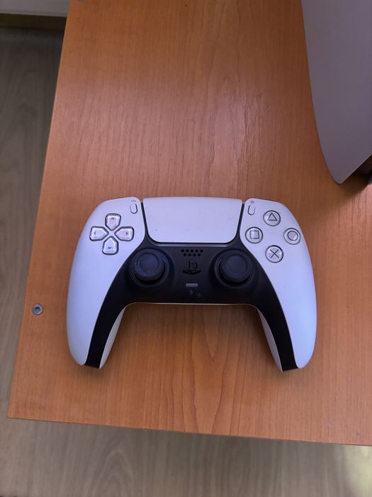 Ps5 digital edtion 2 manete