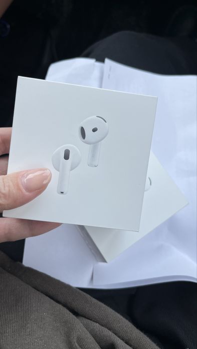 Продам airpods 4.