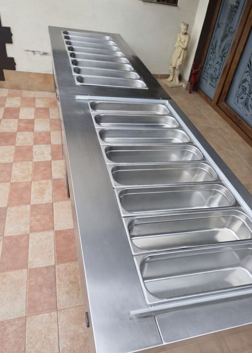 Vitrină rece salate și masă caldă (bain marie)
