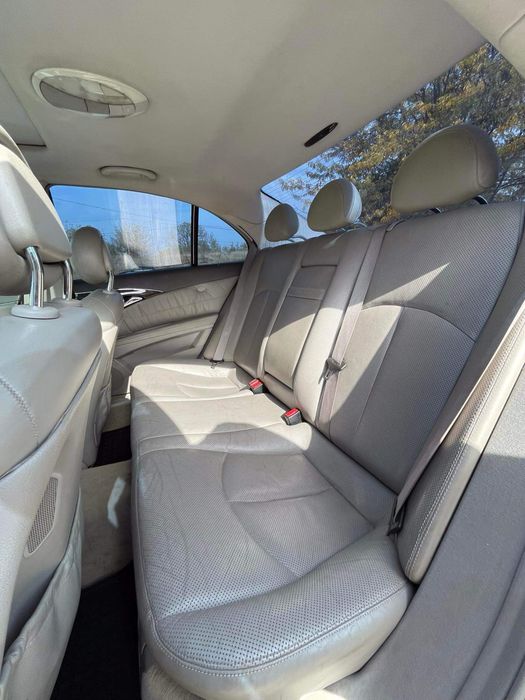 Продавам Mercedes-Benz E400 CDI нави, ксенон НА ЧАСТИ