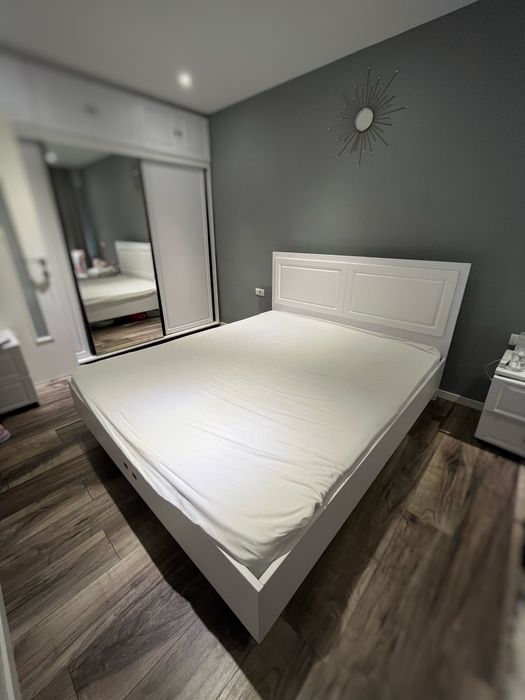 Pat matrimonial din MDF