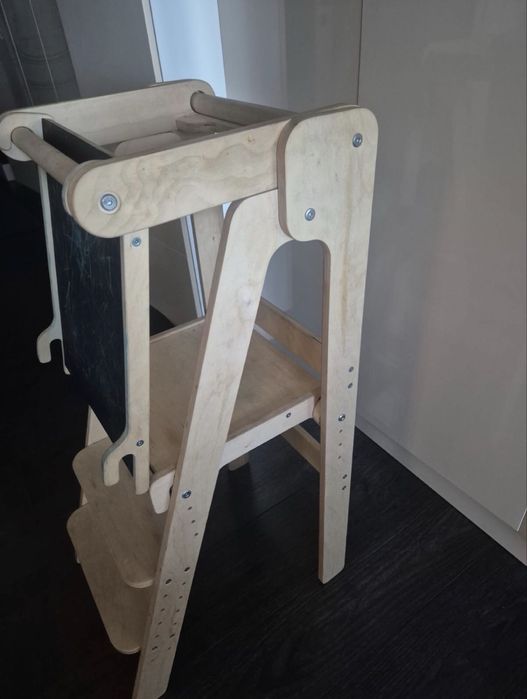 Башня помошника -стульчик