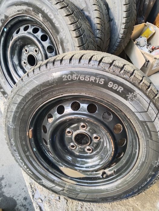 Шины зимние нешипованные