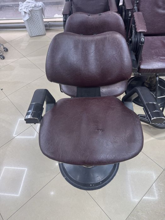 Kreslo. Salon un kereli xamma narsa bor optimgayam donagayam