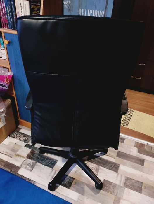 Кожен работен стол