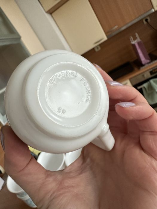 Порцеланови чаши за кафе