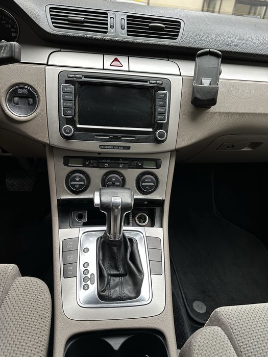 Vand volkswagen passat B6 motor 2.0 diesel an 2009 euro 5