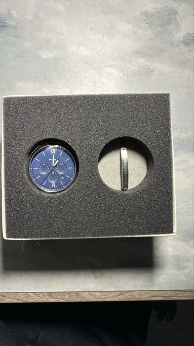 Ceas fossil si bratara