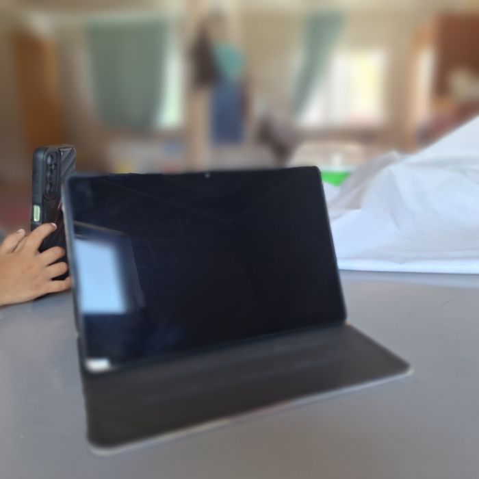 Планшет новый состаяние хорошо