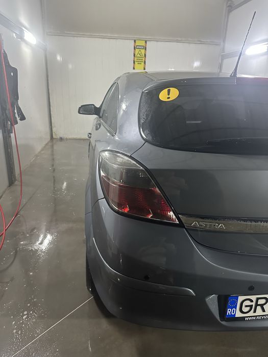 Vând urgent Opel Astra GTC 1.6 benzină – 2006
