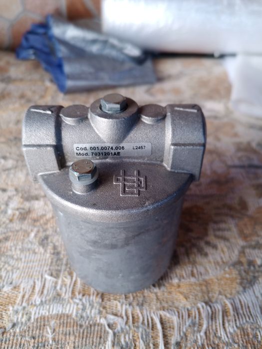 Горивен филтър  ,,нов