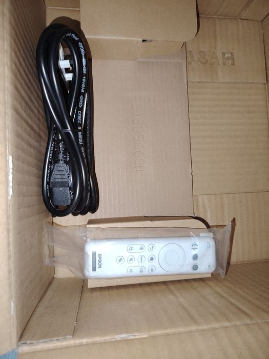 Проектор EPSON CO-W01