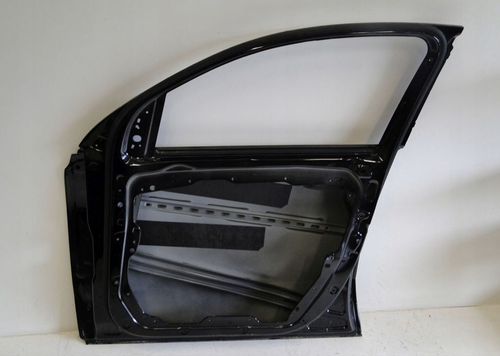 Предна дясна врата Мецедес ГЛЕ 167 купе /MERCEDES A1677208800 GLE 167 COUPE