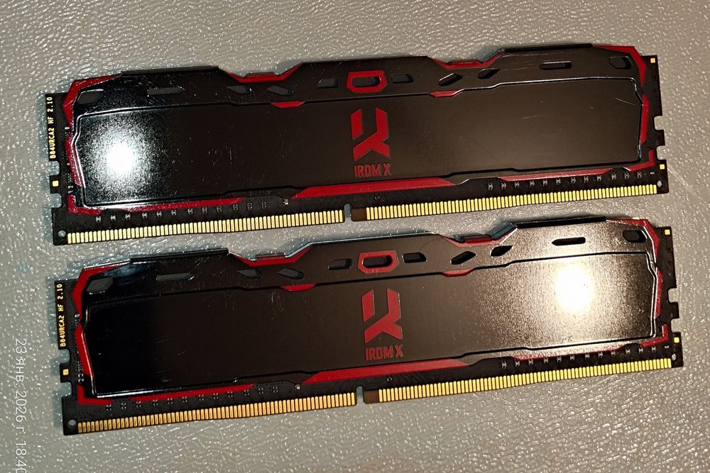 DDR4 - 8 ГБ (4+4) 3000 МГц продам