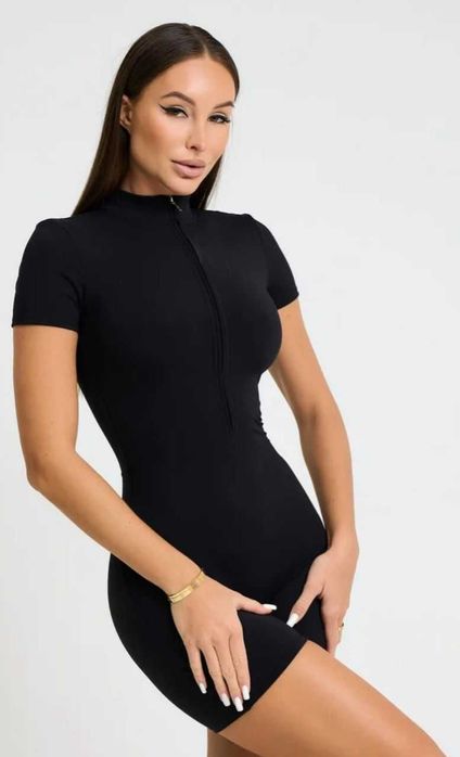 Комбинезон для спорта