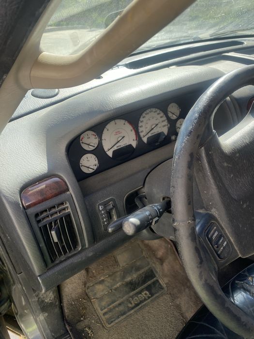 Grand Cherokee 2 7 2004