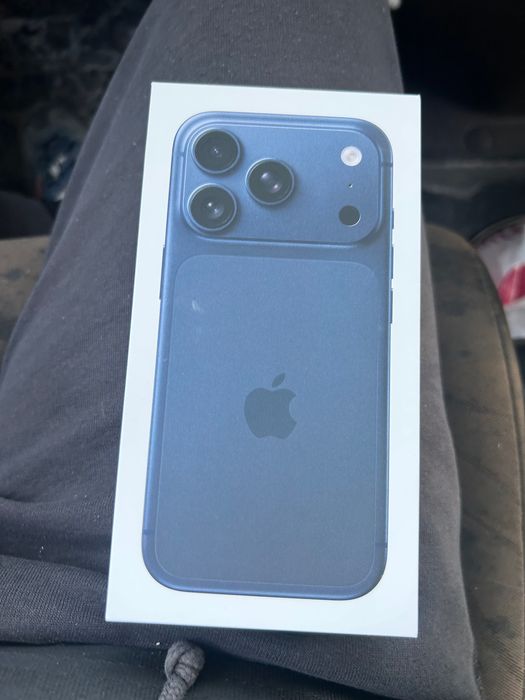 iPhone 17 pro , 256 GB NOU