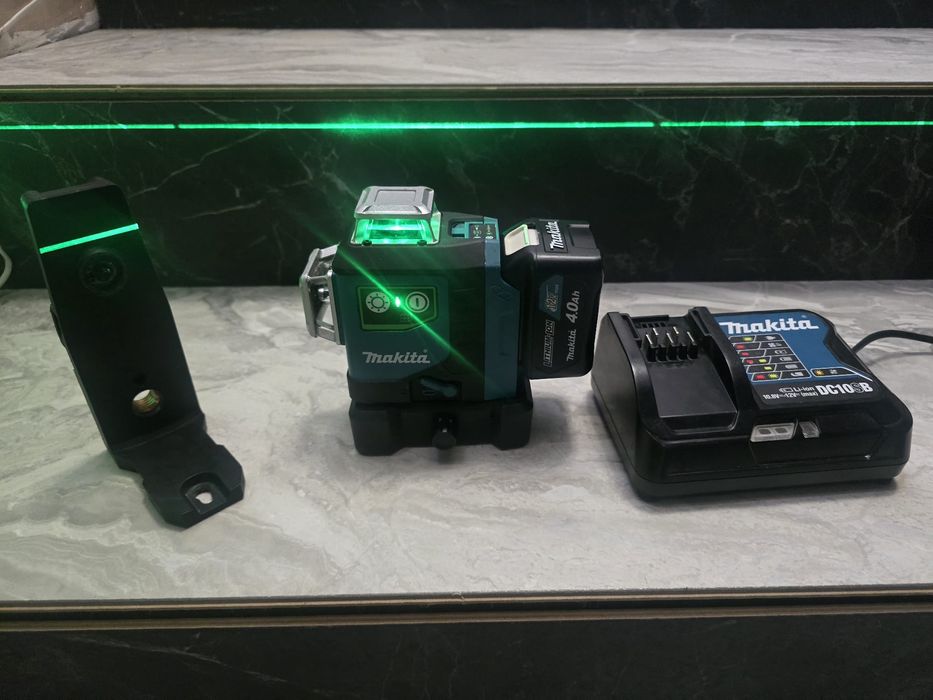 Makita nivela  laser unda verde 360 grade