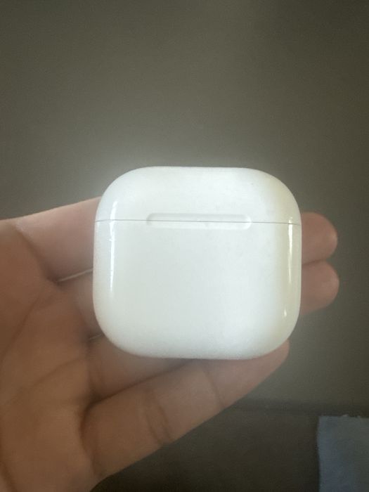 Airpods 4 серия Продам Срочно