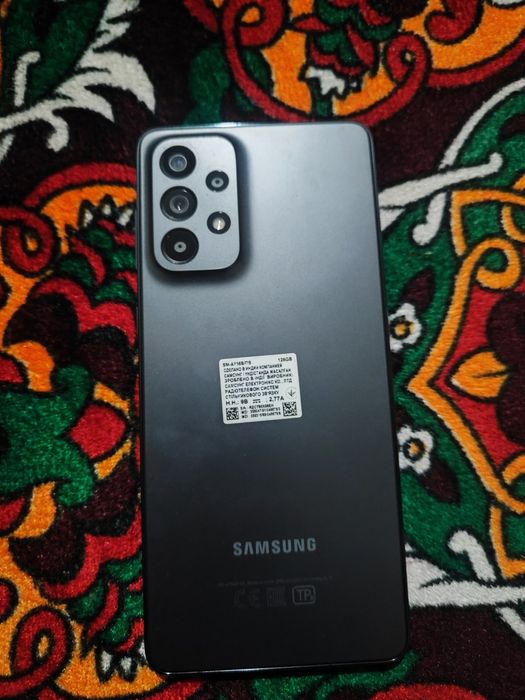 Samsung A73 telefon tinniq xolatta