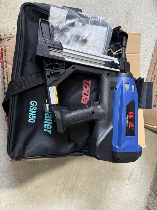 Аккумляторный/газовый монтажный пистолеты toua в ассортименте