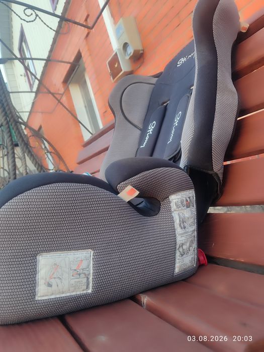 Автокресло продам