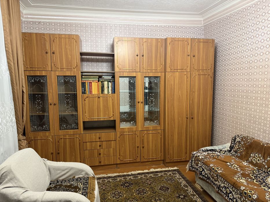 Отдам даром стенку самовызовым