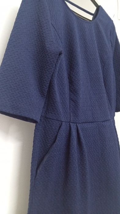 Дамски рокли, р-р 36 и 38