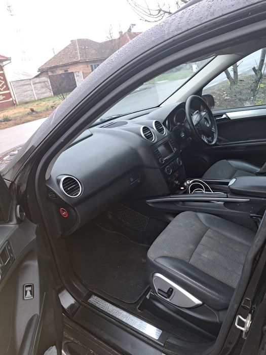 Mercedes ML 280 cdi 2008 7gtronic 2750€