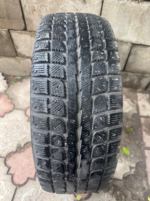 Зимние шины 205/55/R16