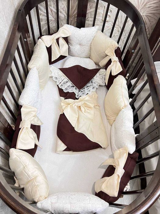 Детский манеж из дерева