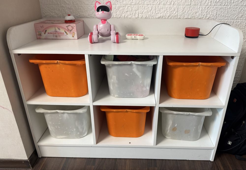 Шкаф, стеллаж для игрушек