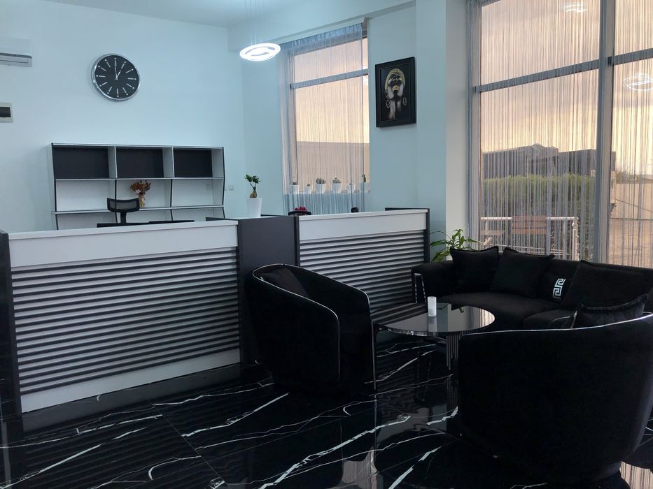 Vand canapele si fotolii de catifea